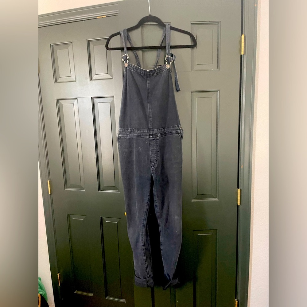 Overalls super cute